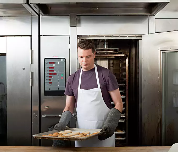 Why Coronado, CA Kitchens Trust Coronado Appliance Pro for Commercial Oven Repair?
