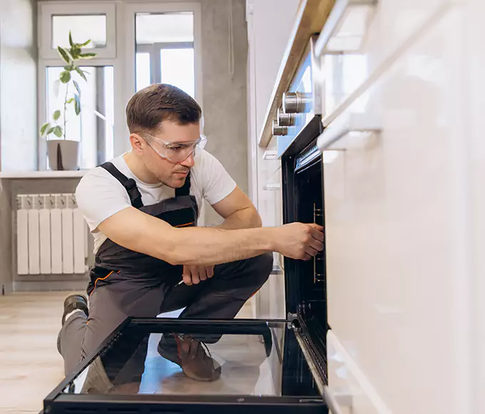 Why Coronado Bakers Rely on Coronado Appliance Pro for Every Electric Oven Fix?